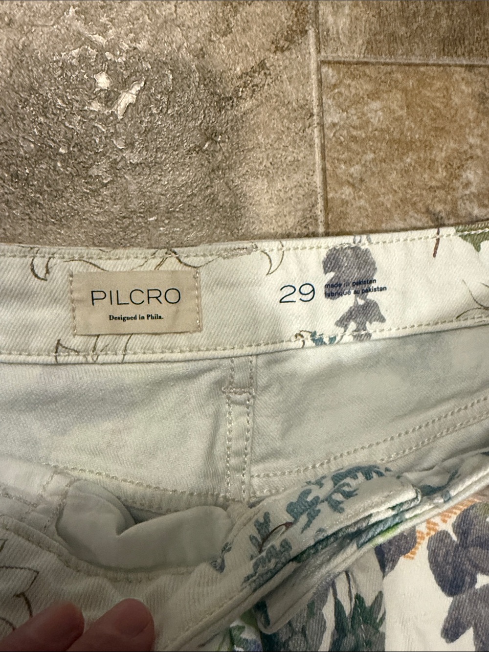 Anthropologie Pilcro Cuffed Oversized High Rise Jeans - Picture 2 of 9